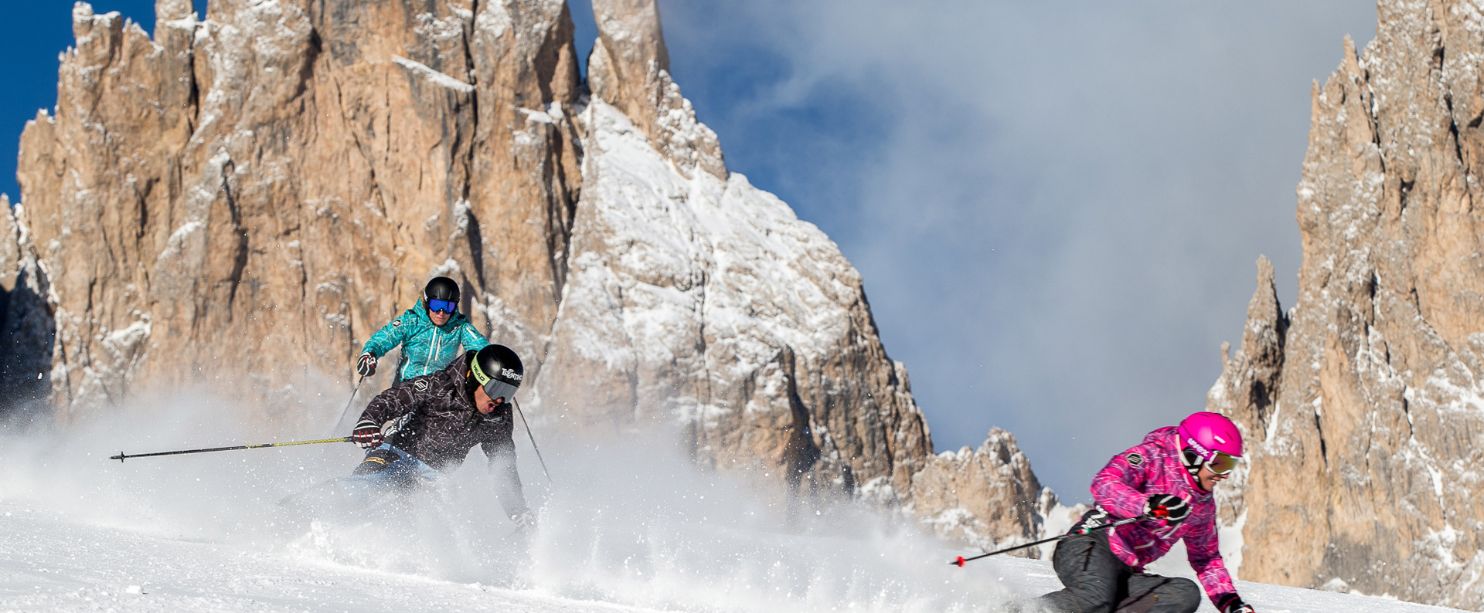 Martini Location Skis Bastelica - Fartage avant/après 🎿 . . . #ski  #valdese #ese #Bastelica #Ciamanacce #snow #neige #winter #hiver #sport  #slalom #snowboarding #Corsica #Corse #Korsica #montagne #mountain  #vinchaud #volaracing #sports #ride #