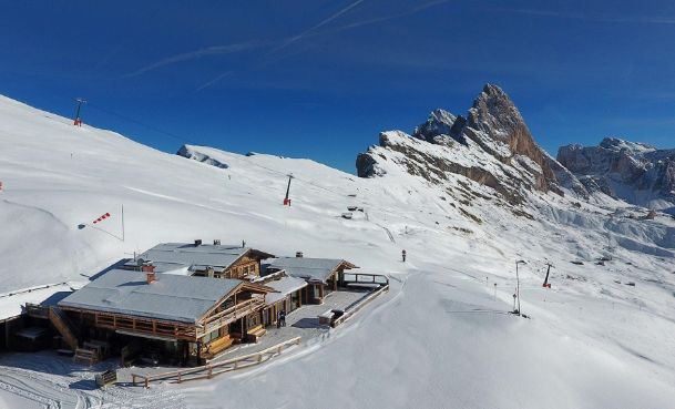Sofie Hut | Superski Dolomiti