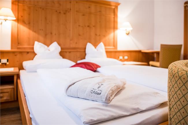 Garni-Hotel Mezdi Wellness B&B & App. | Dolomiti Superski